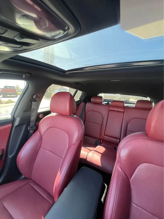 2023 Kia Stinger - Image 12 of 12