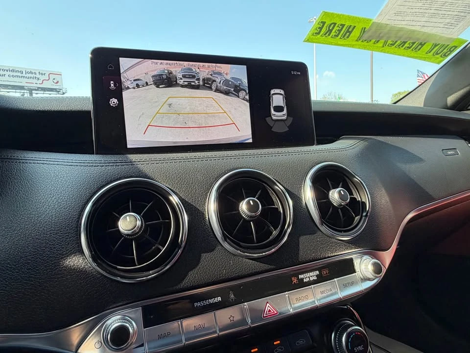 2023 Kia Stinger - Image 9 of 9