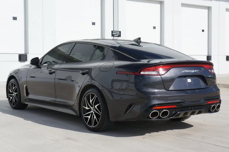 2023 Kia Stinger - Image 8 of 19
