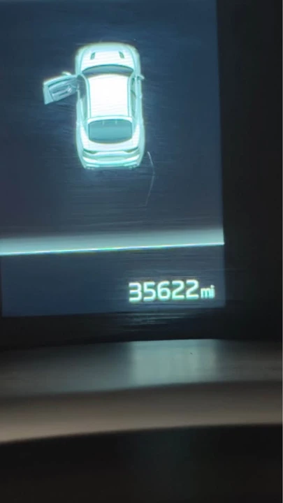2023 Kia Stinger - Image 4 of 8