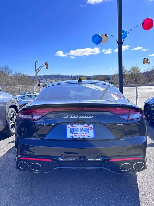 2023 Kia Stinger - Image 8 of 9