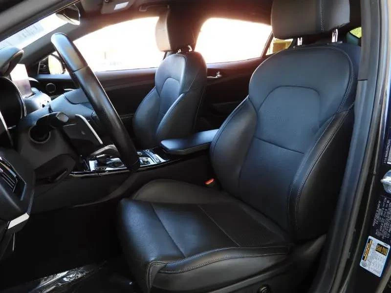 2023 Kia Stinger - Image 14 of 20
