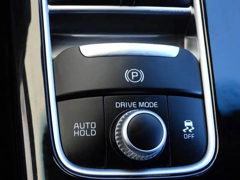 2023 Kia Stinger - Image 18 of 20