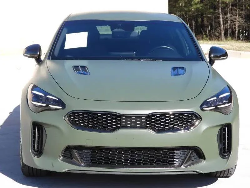 2023 Kia Stinger - Image 10 of 20