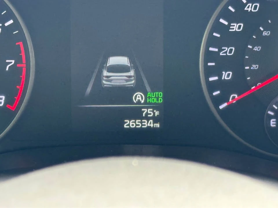 2023 Kia Stinger - Image 20 of 21