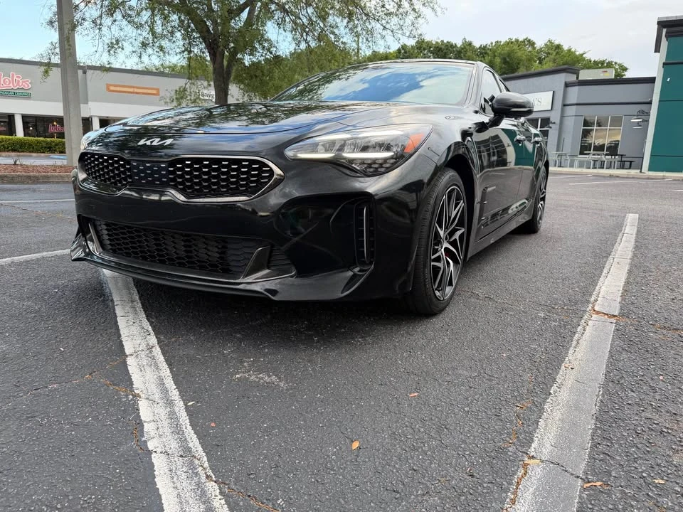 2023 Kia Stinger - Image 2 of 14