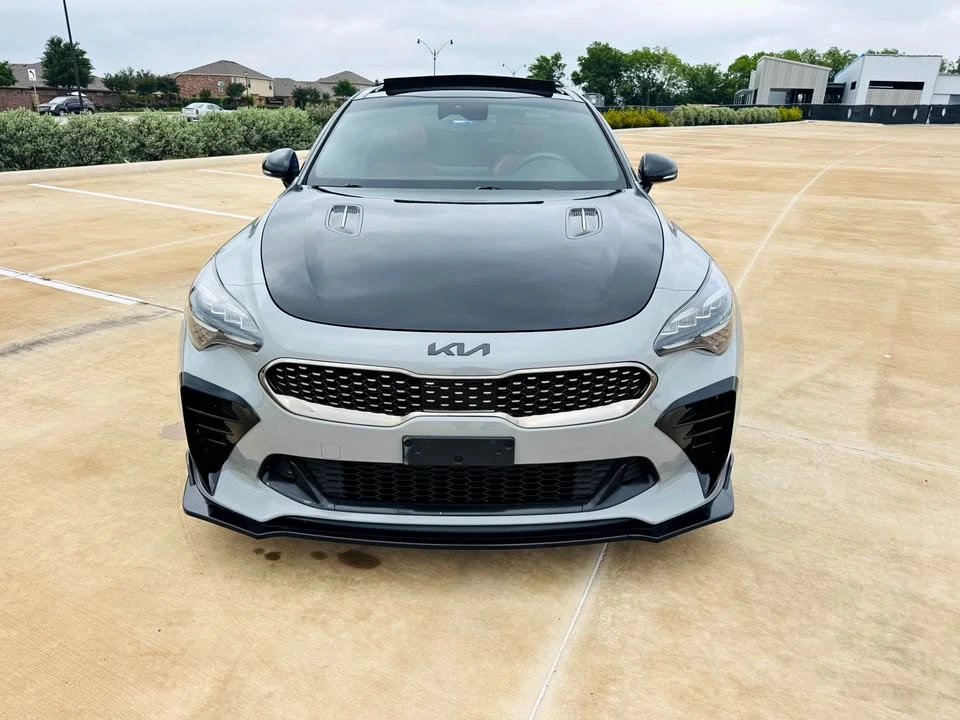 2023 Kia Stinger - Image 2 of 21