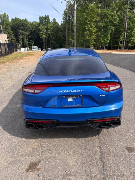 2023 Kia Stinger - Image 4 of 10