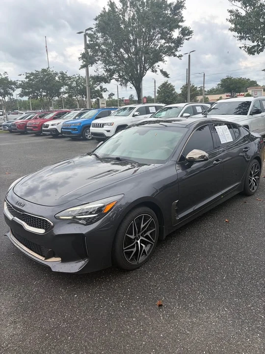 2023 Kia Stinger - Image 2 of 16