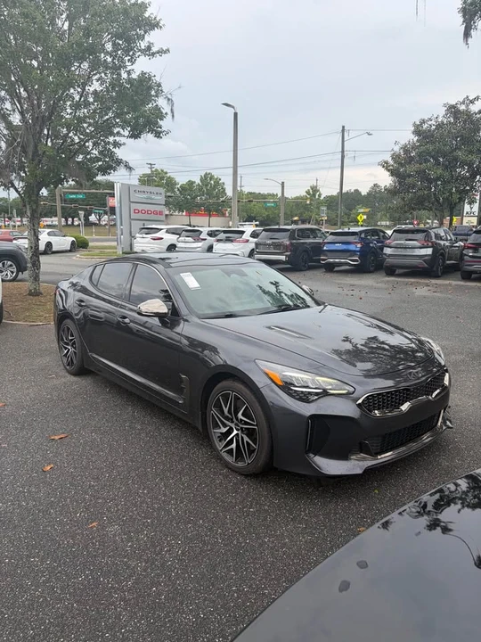 2023 Kia Stinger - Image 8 of 16