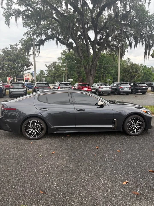 2023 Kia Stinger - Image 7 of 16