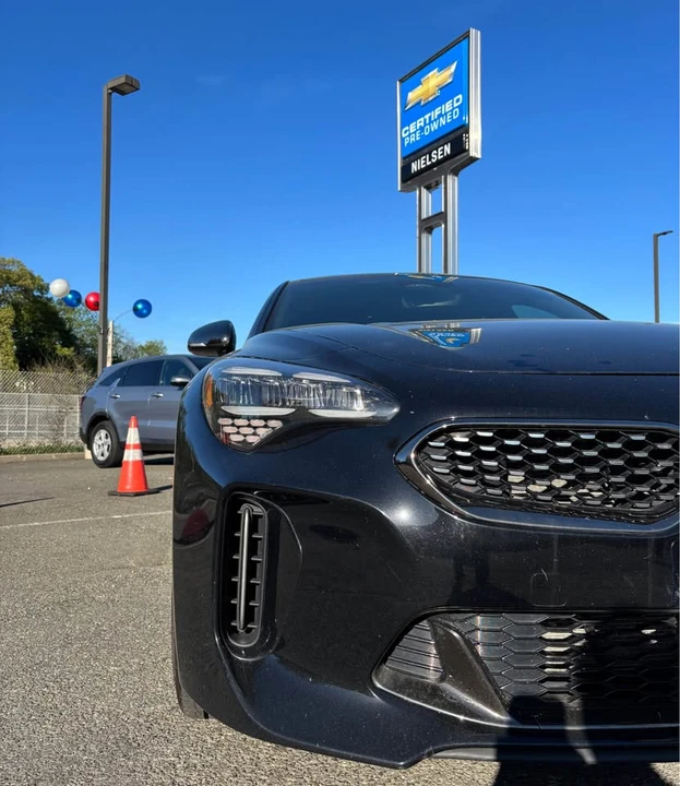 2023 Kia Stinger - Image 3 of 9