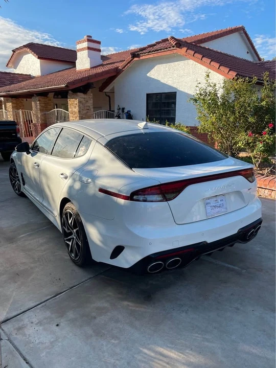 2023 Kia Stinger - Image 5 of 11
