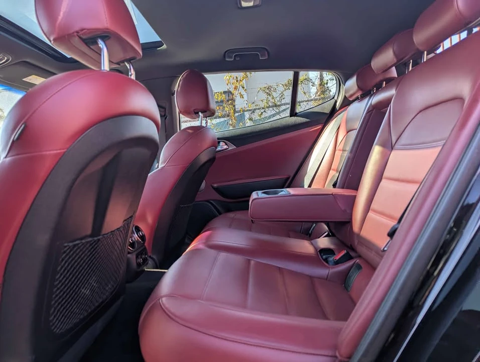 2023 Kia Stinger GT - Image 5 of 9