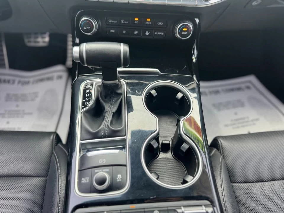 2023 Kia Stinger GT - Image 16 of 20