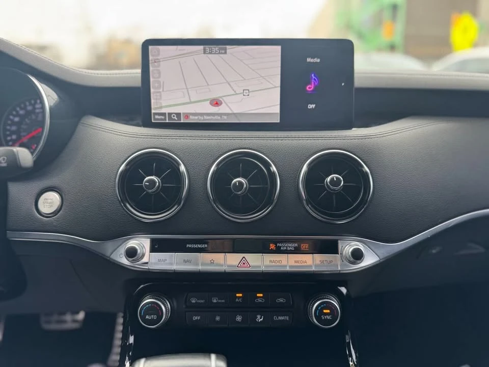 2023 Kia Stinger GT - Image 18 of 20