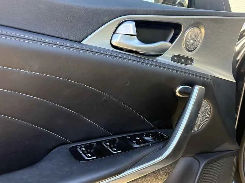 2023 Kia Stinger GT - Image 16 of 16