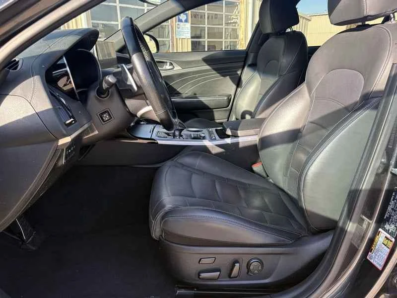 2023 Kia Stinger GT - Image 7 of 16