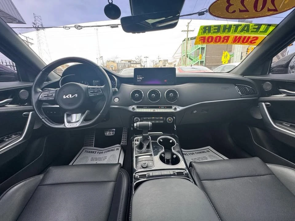 2023 Kia Stinger GT - Image 13 of 20