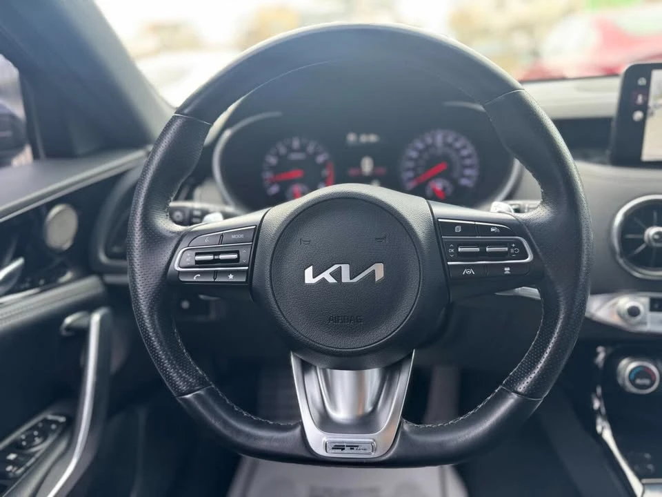 2023 Kia Stinger GT - Image 14 of 20