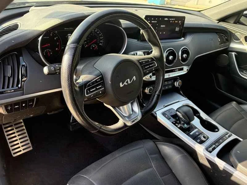 2023 Kia Stinger GT - Image 6 of 16