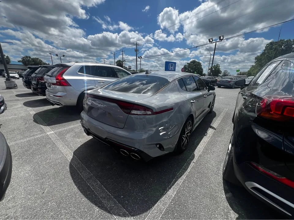 2023 Kia Stinger GT - Image 2 of 7