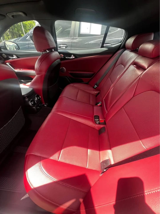2023 Kia Stinger GT - Image 5 of 7