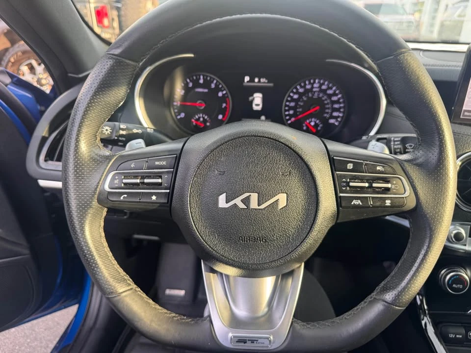 2023 Kia Stinger GT - Image 11 of 20