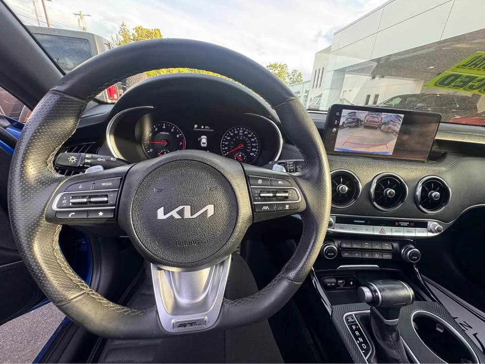 2023 Kia Stinger GT - Image 13 of 20