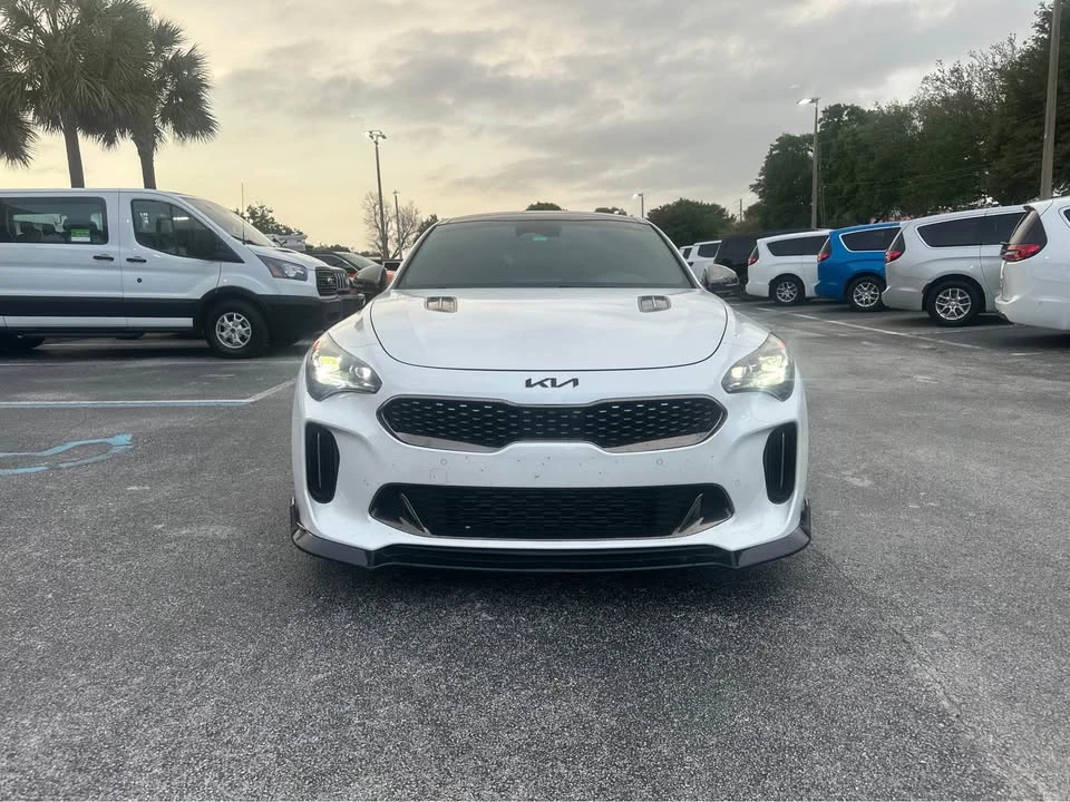 2023 Kia Stinger GT - Image 8 of 11