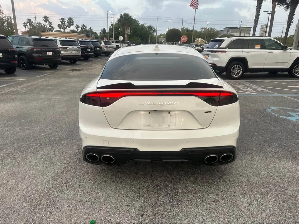 2023 Kia Stinger GT - Image 4 of 11