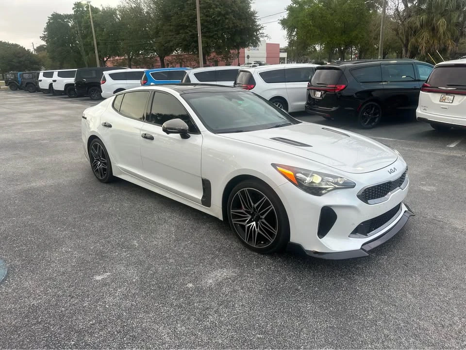 2023 Kia Stinger GT - Image 7 of 11