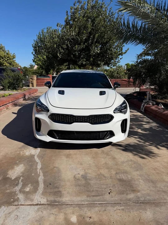 2023 Kia Stinger GT - Image 2 of 15