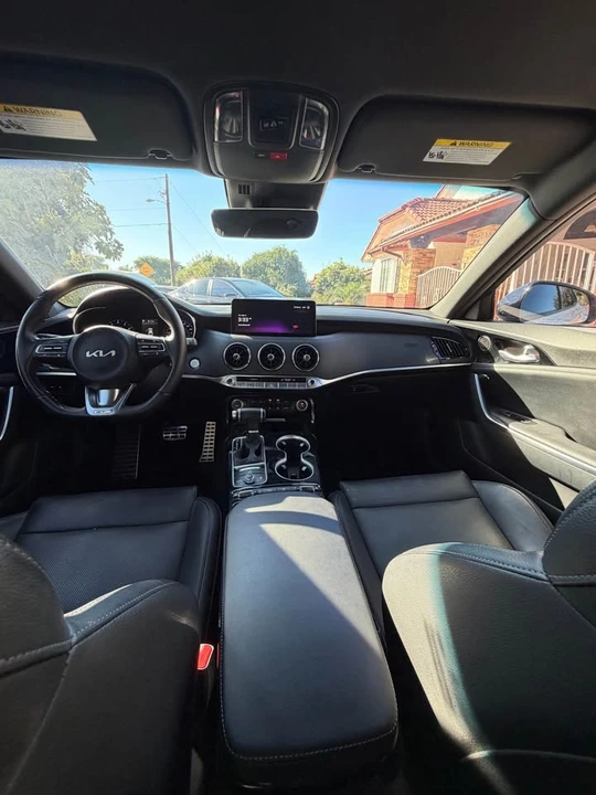2023 Kia Stinger GT - Image 12 of 15