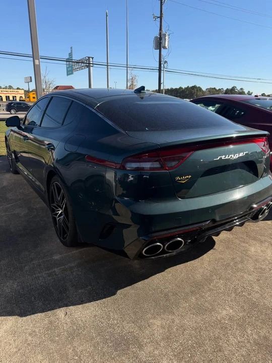 2023 Kia Stinger GT - Image 2 of 3