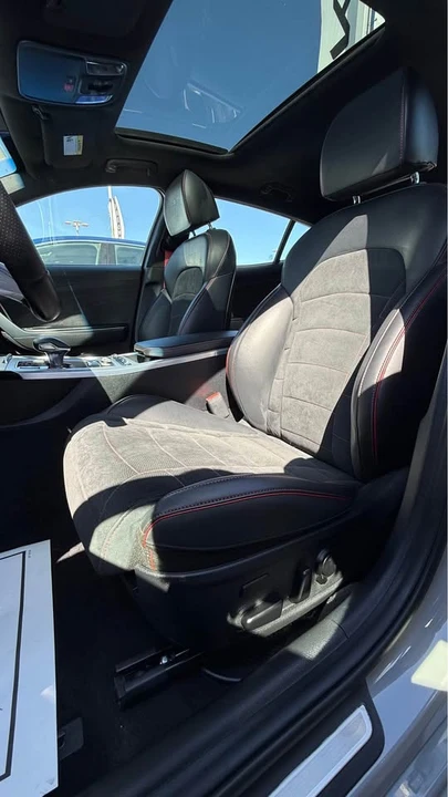 2023 Kia Stinger GT - Image 8 of 18