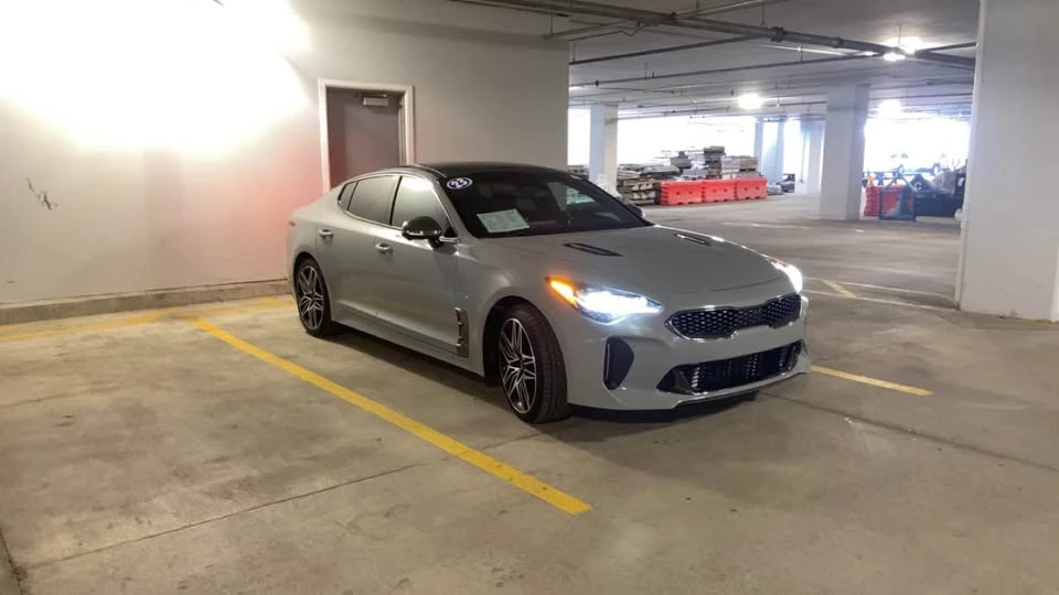 2023 Kia Stinger GT - Image 2 of 8