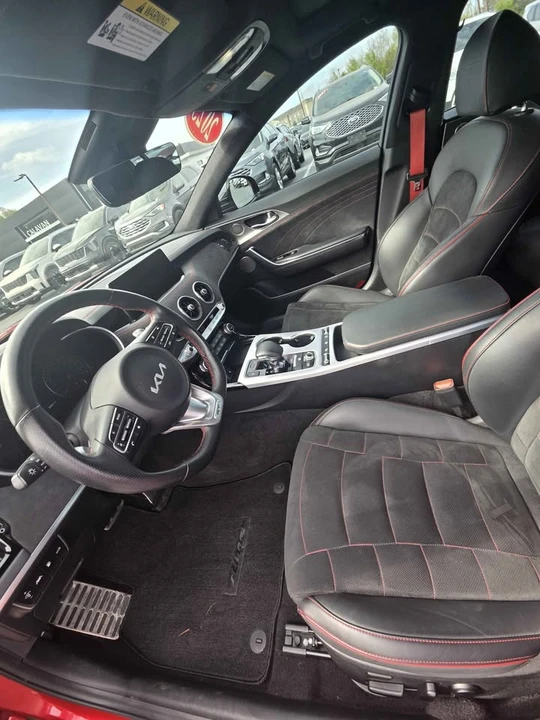 2023 Kia Stinger GT - Image 3 of 3
