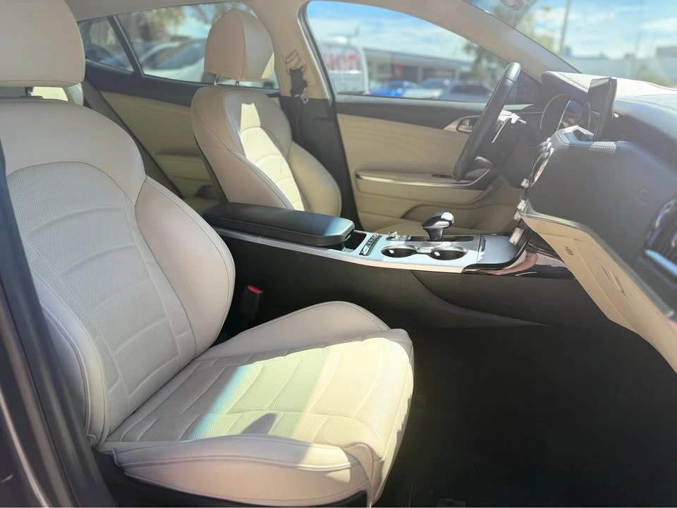 2023 Kia Stinger GT - Image 8 of 20