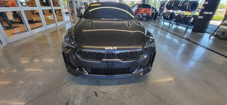 2023 Kia Stinger GT - Image 2 of 13