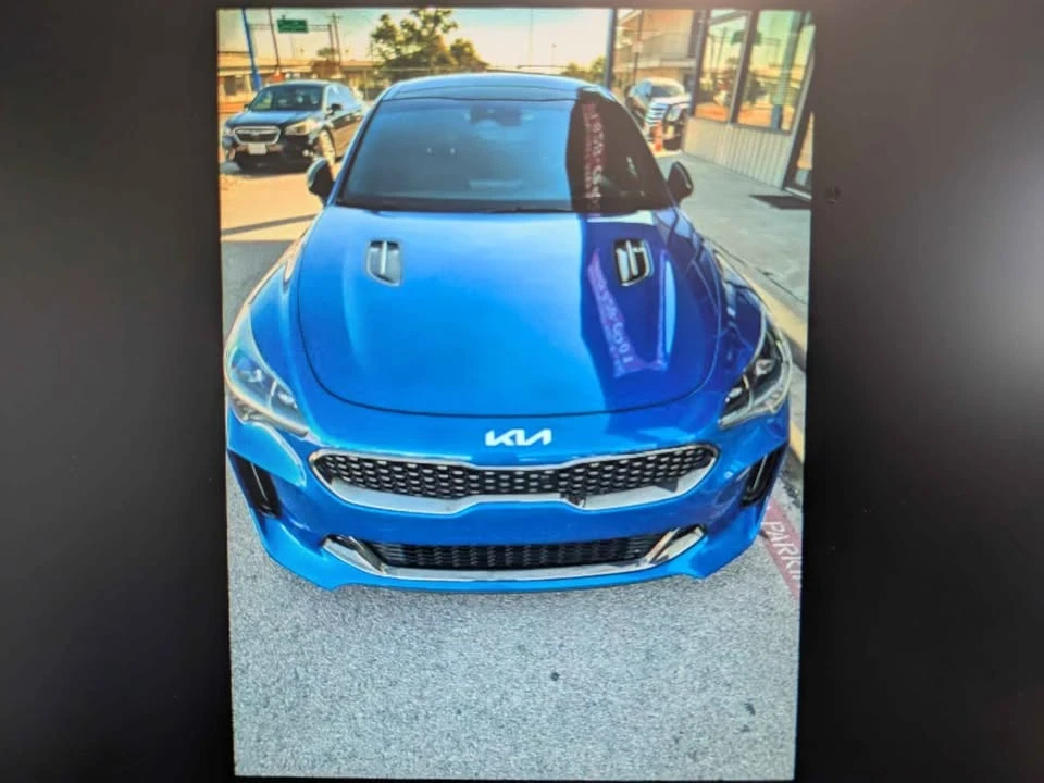 2023 Kia Stinger GT - Image 18 of 20