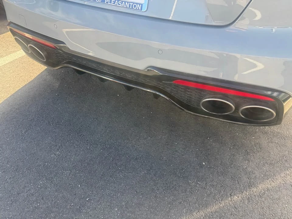 2023 Kia Stinger GT - Image 4 of 9