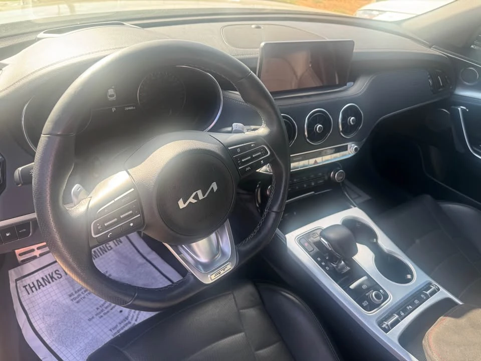 2023 Kia Stinger GT - Image 5 of 9