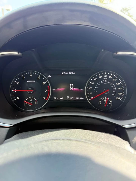 2023 Kia Stinger GT - Image 10 of 16