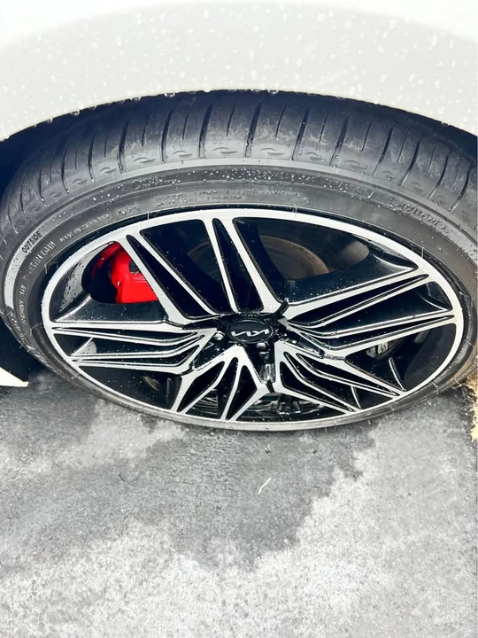 2023 Kia Stinger GT - Image 7 of 9