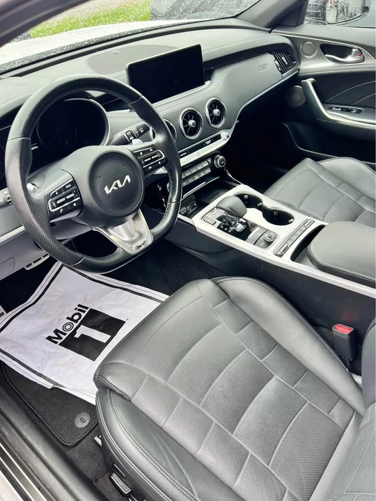 2023 Kia Stinger GT - Image 9 of 9