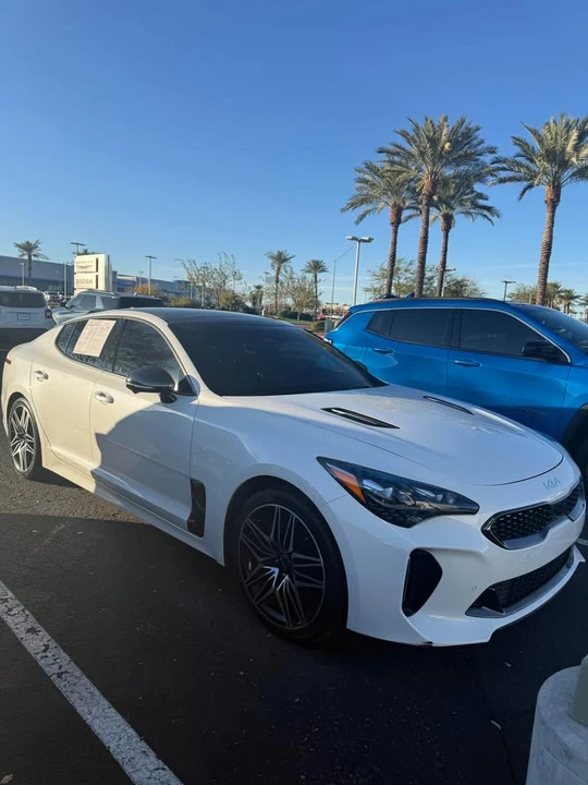 2023 Kia Stinger GT - Image 4 of 8