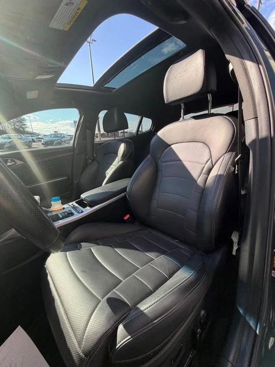 2023 Kia Stinger GT - Image 8 of 9