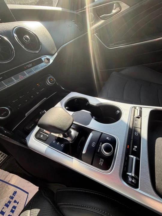 2023 Kia Stinger GT - Image 5 of 9