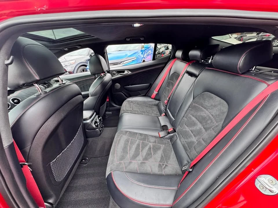 2023 Kia Stinger GT - Image 14 of 19